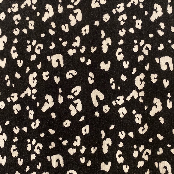 Nine West Woman’s Top - Picture 2 of 3